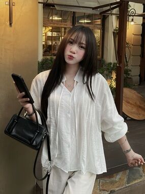 Classic White Linen Button-Front Women's Blouse